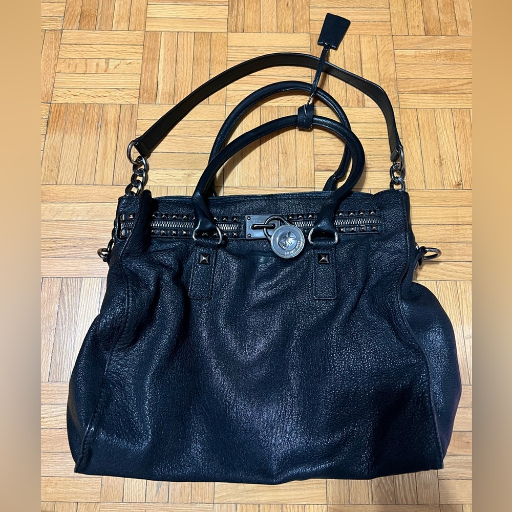 Micheal kors purse